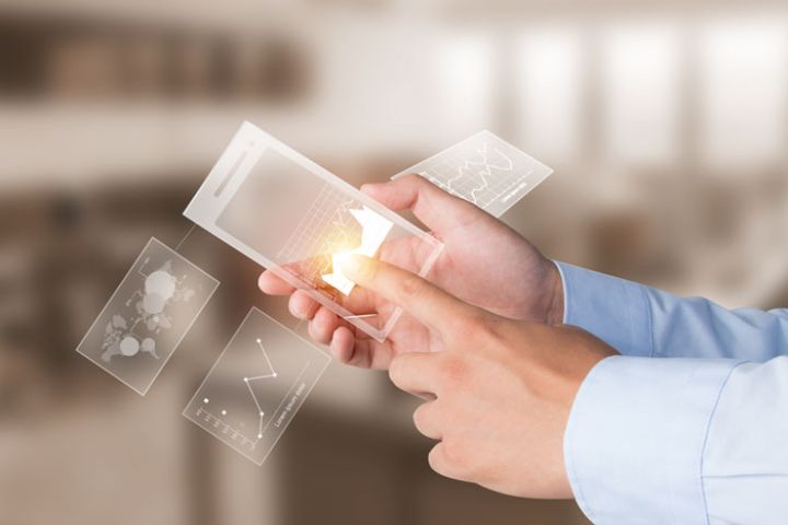 走路如银铃般的人(走路如银铃般的人是谁)